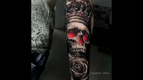 Череп на рукаве