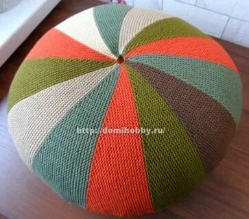 Круглая подушка спицами