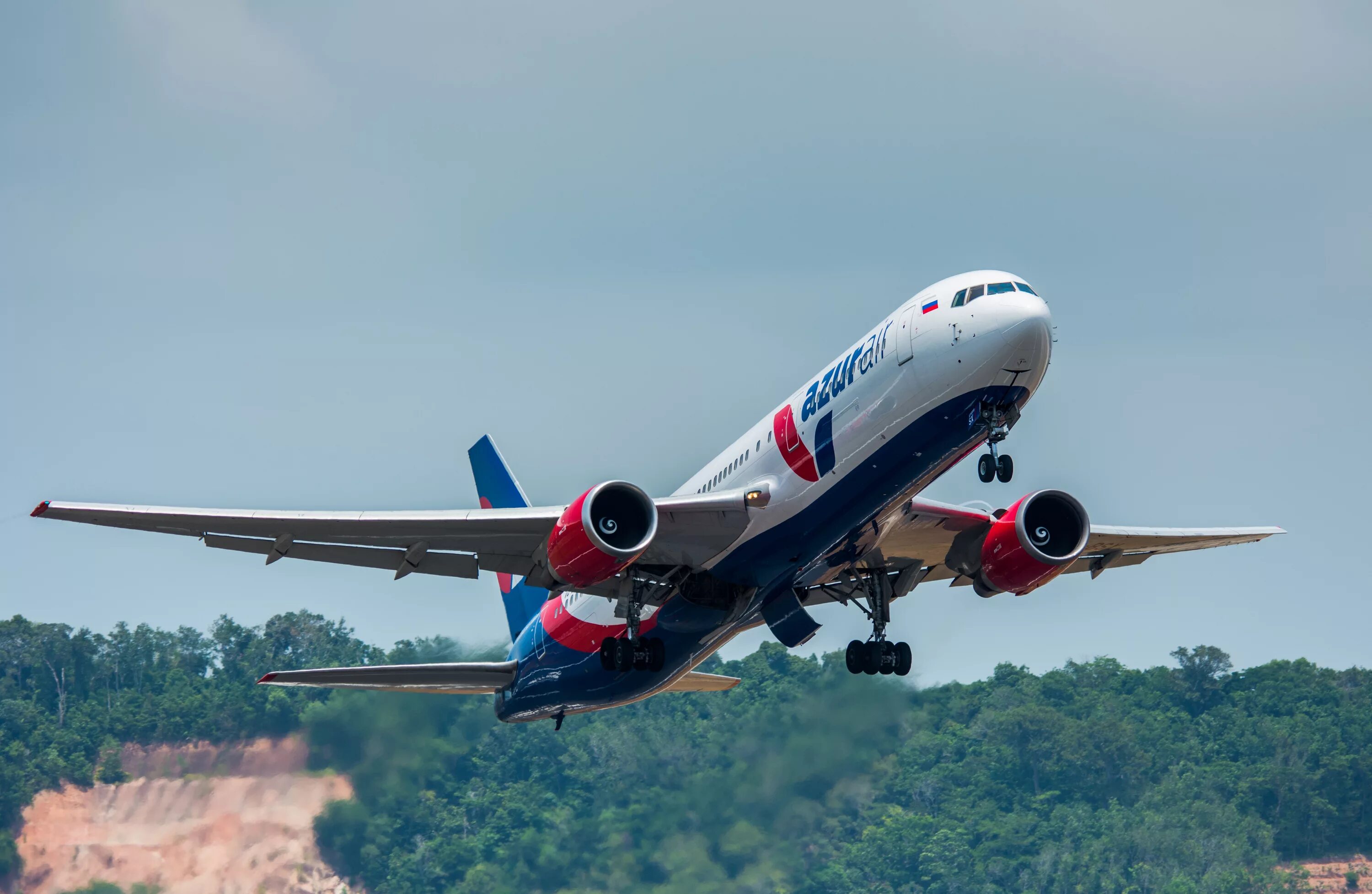 Azur Air авиакомпания самолеты. Самолёт авиакомпании Азур Эйр. Азул АИР самолет. Самолеты Азур Эйр в Тайланд. Azur air купить авиабилет