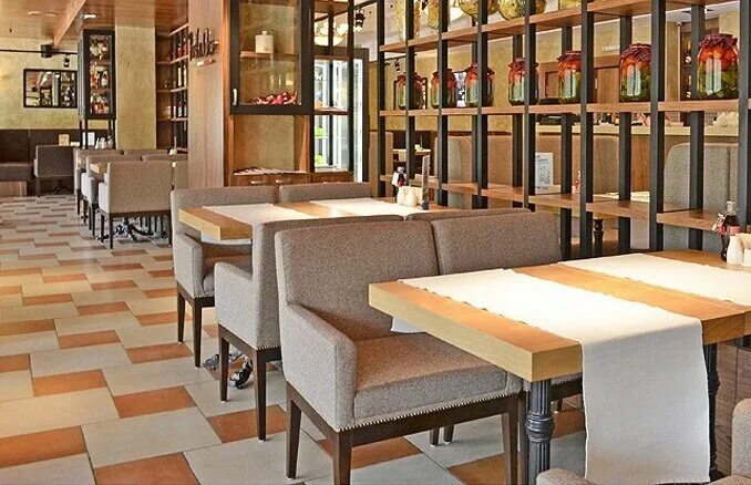 Ресторан остерия лючия ярославль. Joys pizza спб королева 7. Пицца паста королев. Томато новомосковск вокзал. Пицца цезарь с курицей.