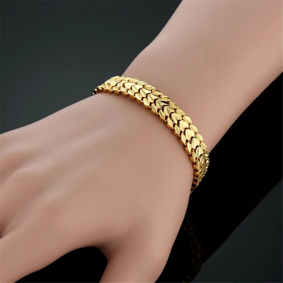 Фото модных женских золотых браслетов Women Exquisite Rhinestone Crystal Gold Bracelet Adjustable Bangle Cuff Jewelry
