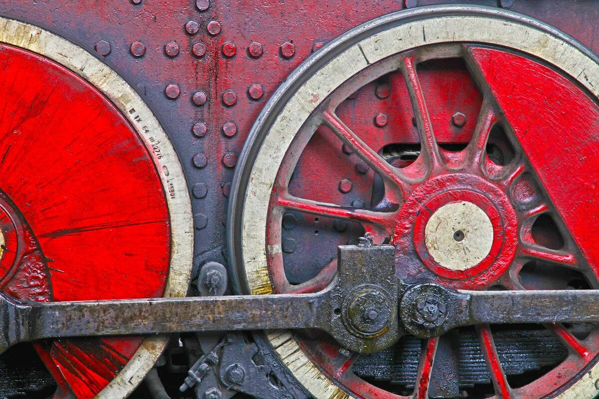 колеса поезда. колеса паровоза. паровозные колеса 9п. колесные пары паровоза фд. колеса поезда.