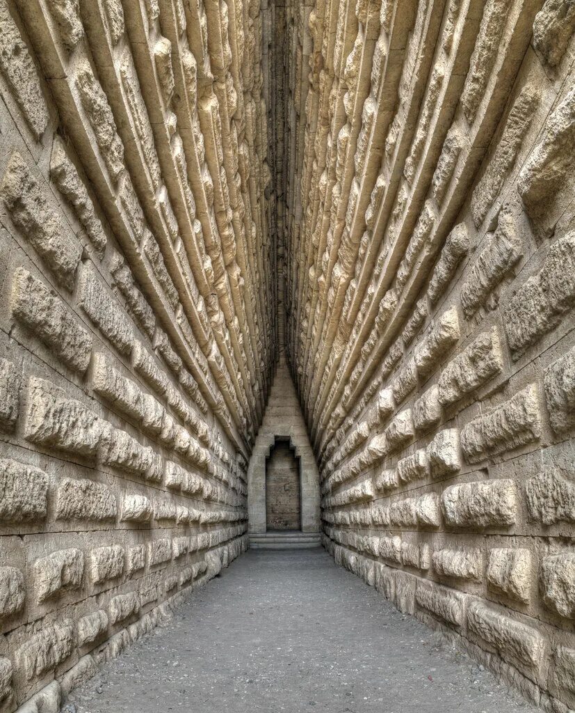 царский курган в керчи. усыпальница царского кургана в керчи. керчь усыпальница царского кургана. царский курган в керчи. аджимушкайские каменоломни царский курган.