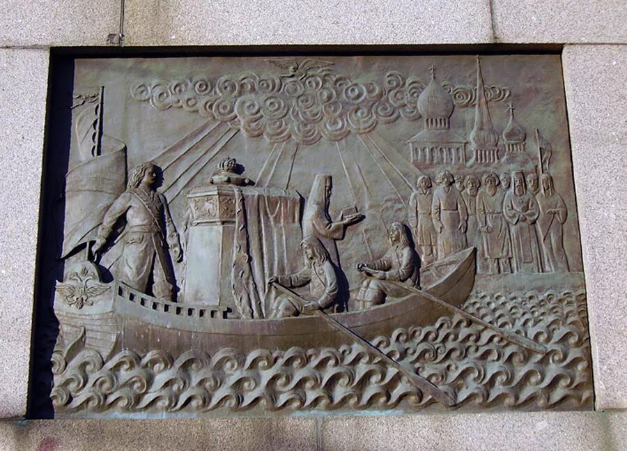 рельеф горельеф. смешанный рельеф. горельеф древний рим. триумфальная арка в москве горельефы. горельеф готика.