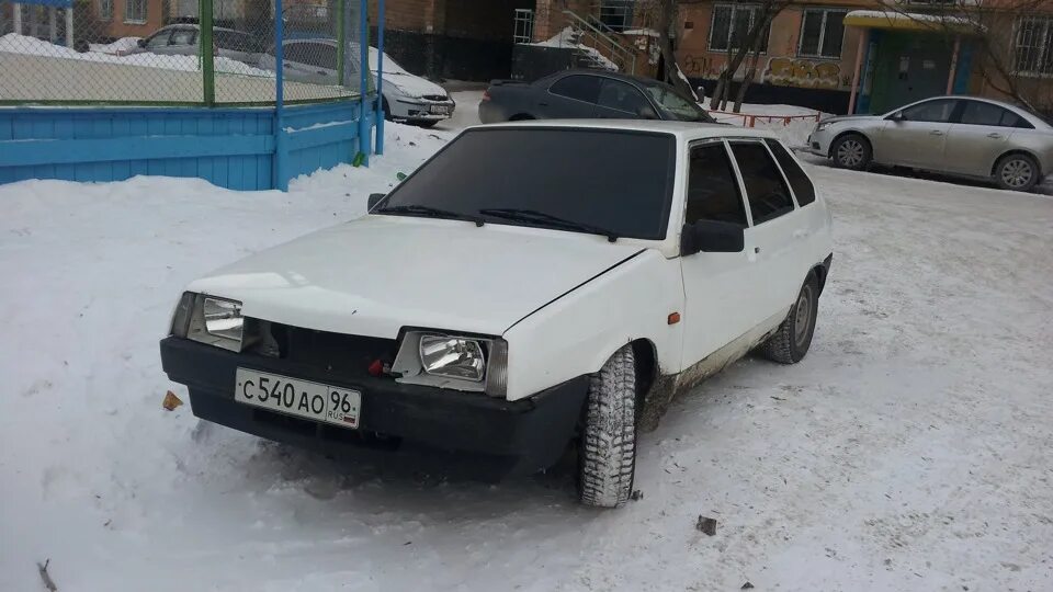 Купить б/у Lada (ВАЗ) 2109 1987-2006 1.5 MT (72 л.с.) бензин механика в Воронеже