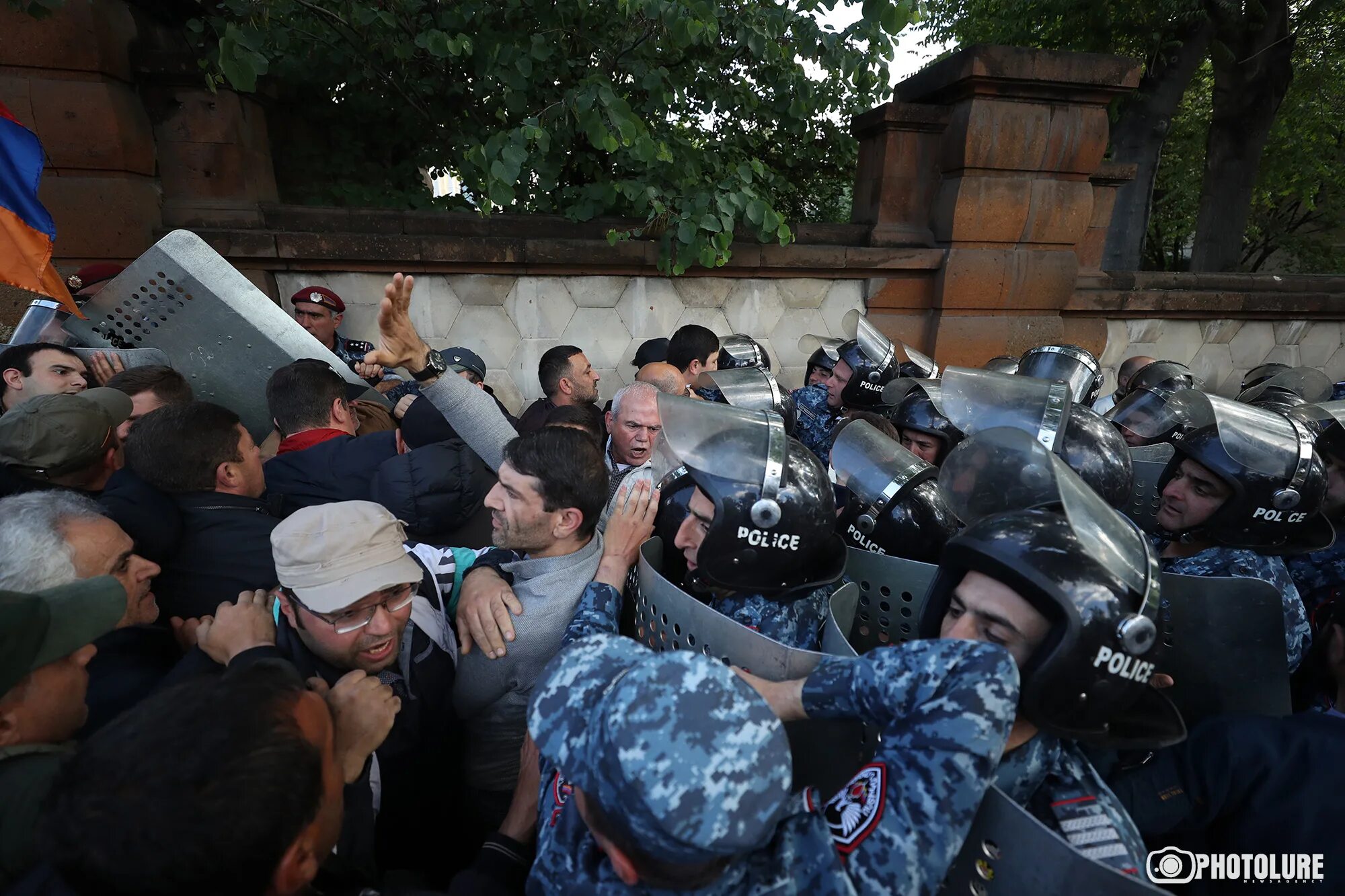 Последние новости армении сегодняшний. Протесты Ереван 2022. Протесты в Ереване. Акции протеста в Ереване. Ситуация в Ереване.