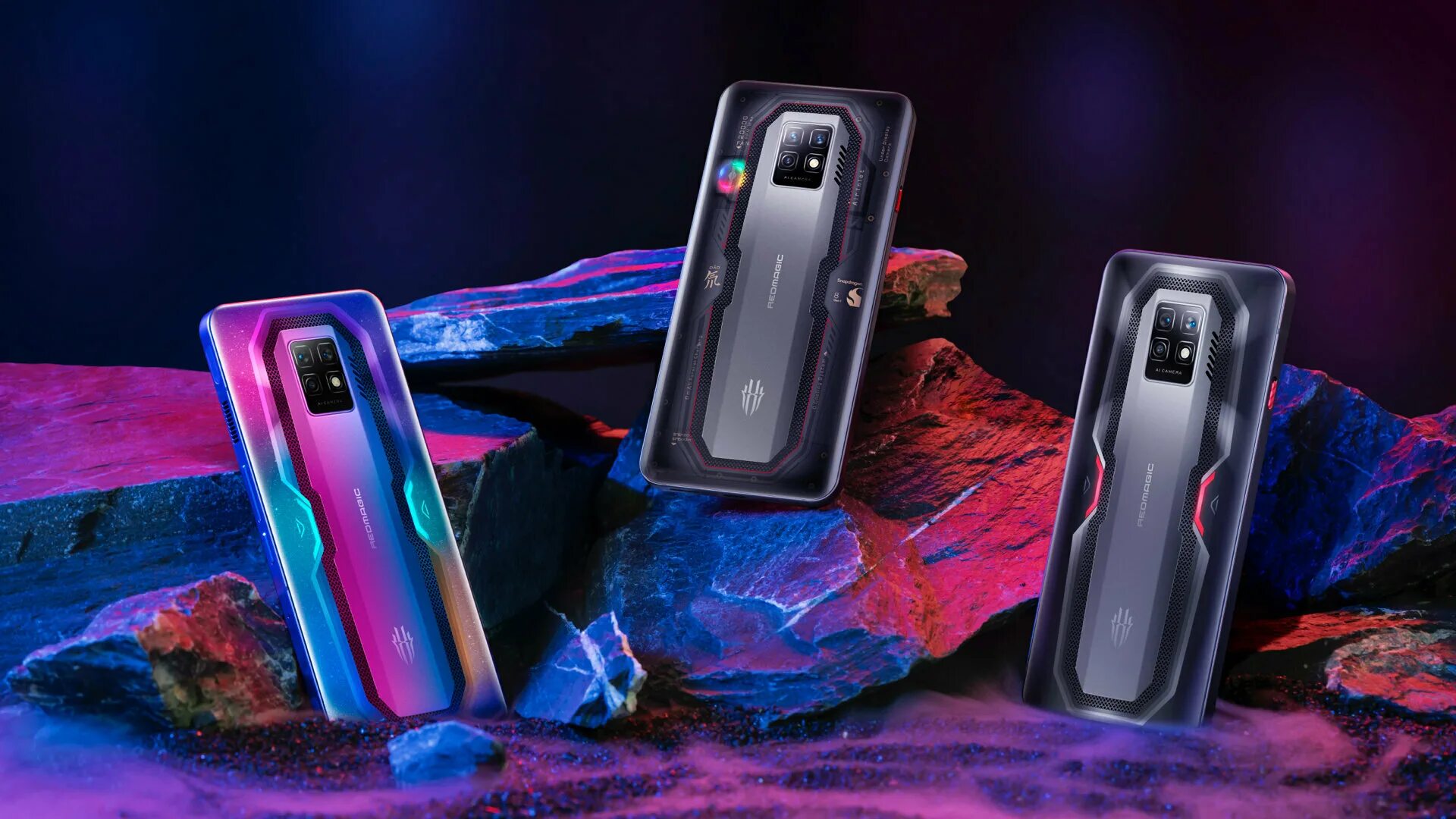 Новый самсунг галакси 2023. Складной apple iphone 2023. Смартфоны выпущенные в 2023 году. Новая модель айфона. Гибкий iphone fold.