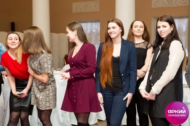 Завод зенит в павловском посаде. Павлово-посадский цзн. Центр занятости павловский посад. Вакансии для женщин в павловском посаде. Завод зенит в павловском посаде.