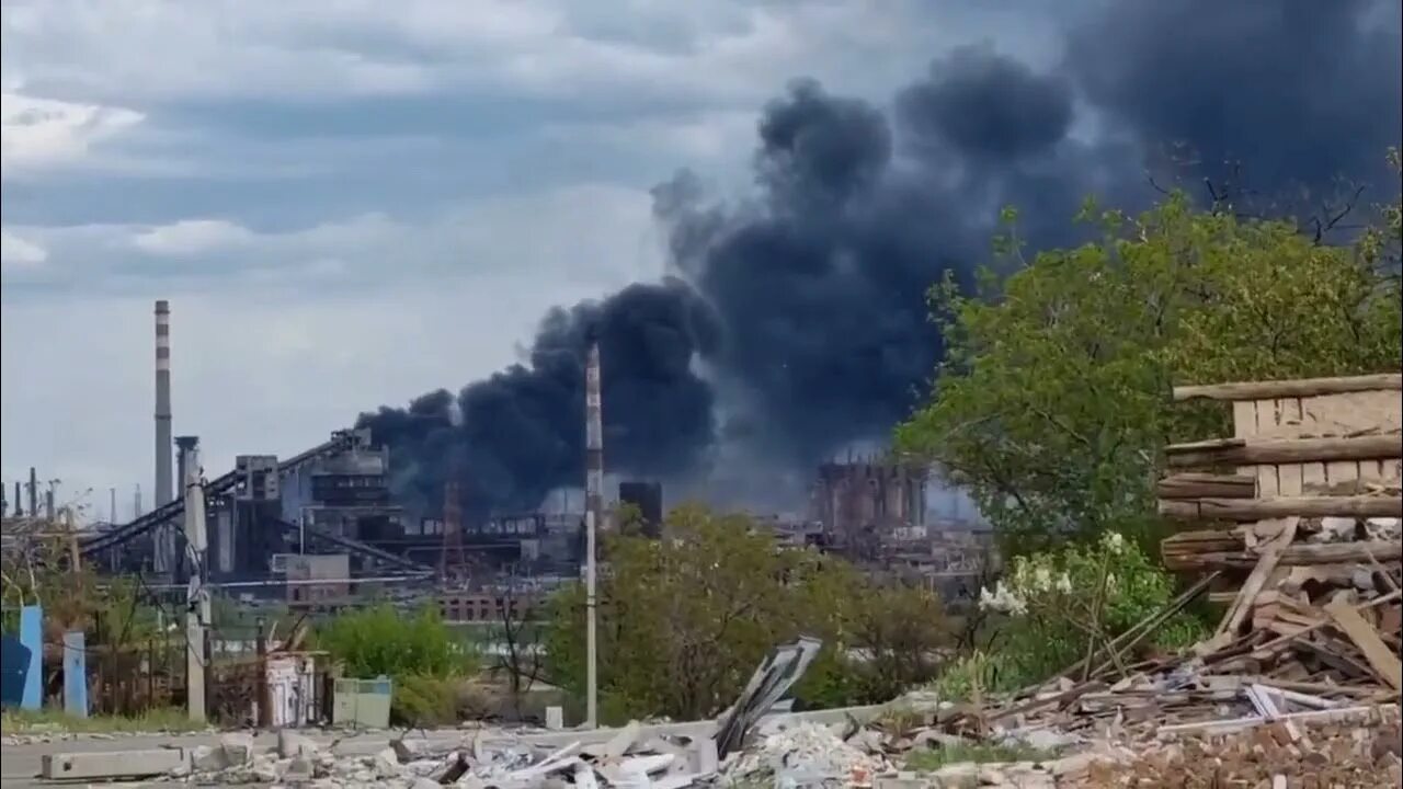 Бомбардировка завода