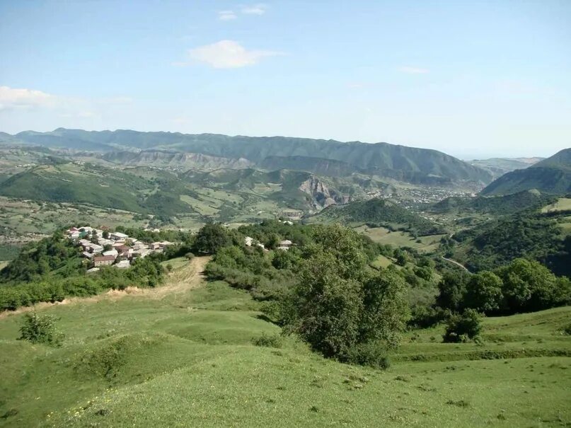 Табасаран фото. Табасаран фото. Хучнинская крепость. Хучни мост табасаран. Водопад хучни дербент.
