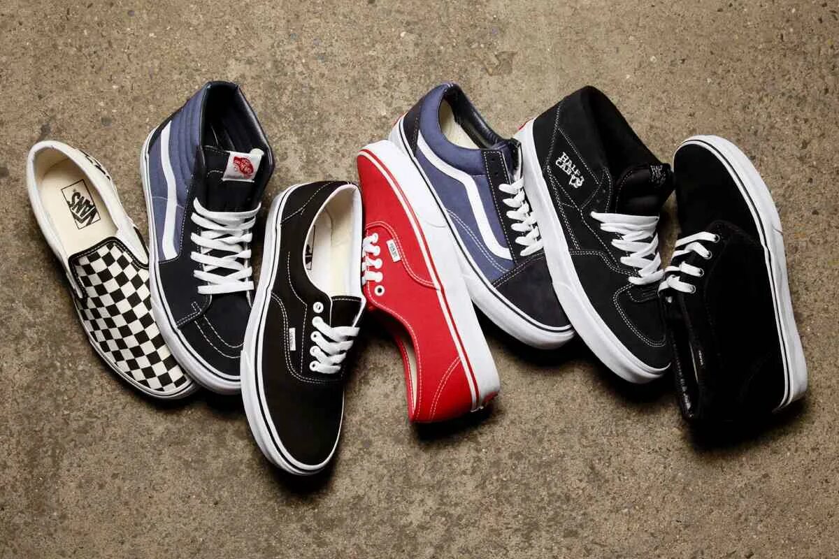 Vans shoes. Вансы since 1966. ванс с иероглифами. ванс пакард. vans off the wall since 1966 куртка бордовая.