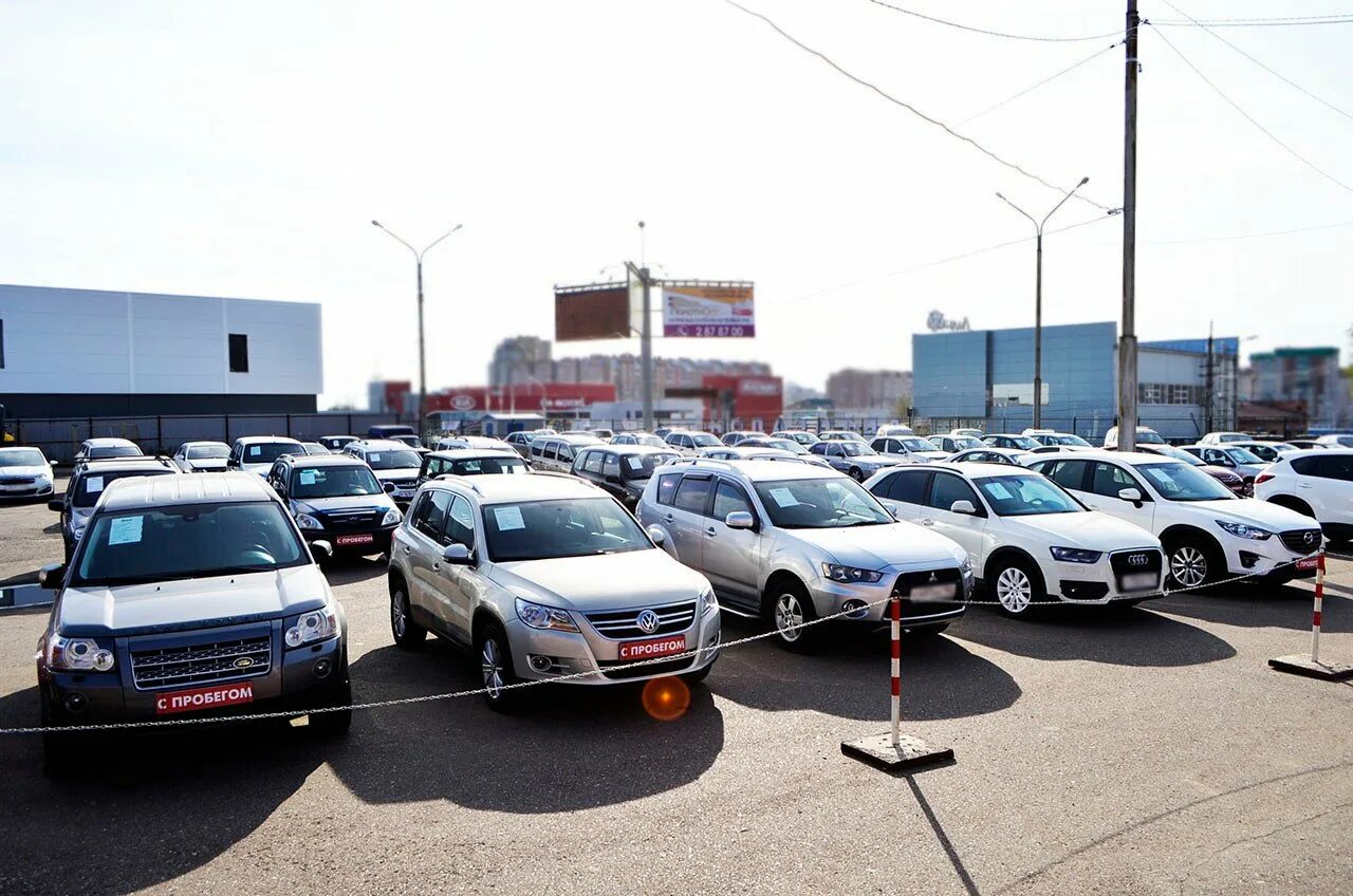 Рекорд автосалон уфа. Ауди центр уфа. Луганская 1 уфа автосалон. Тойота уфа салавата юлаева. Автосалон фольксваген.