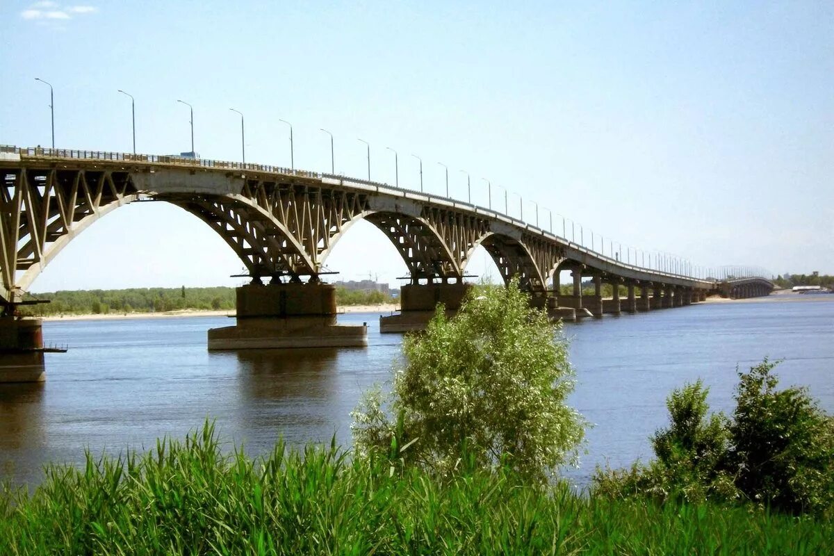 Энгельс мост через волгу. Автодорожный мост Саратов. Мост Саратов Энгельс. Волга мост Саратов Энгельс. Саратовский мост с Энгельса.