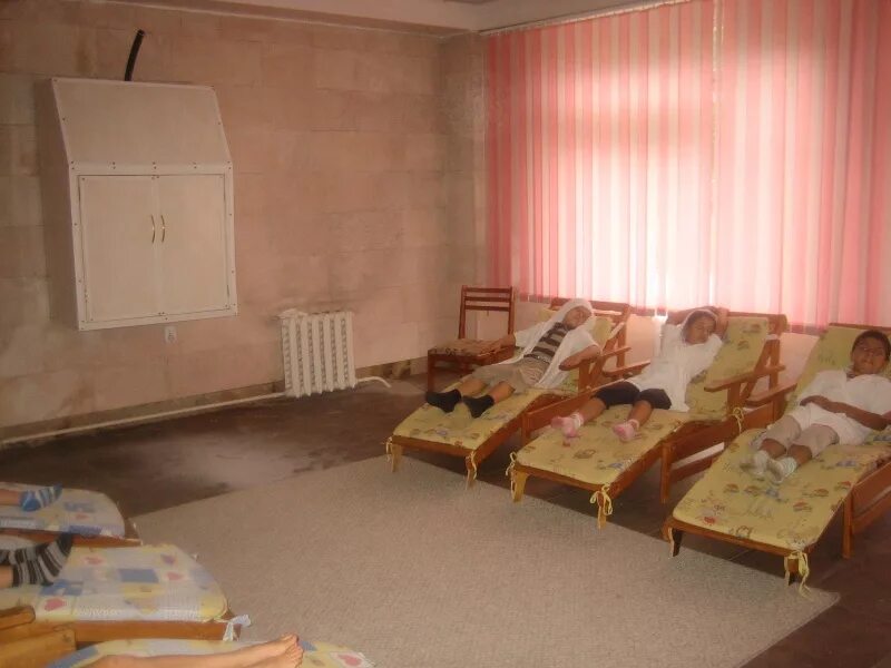 Детский санаторий лесное