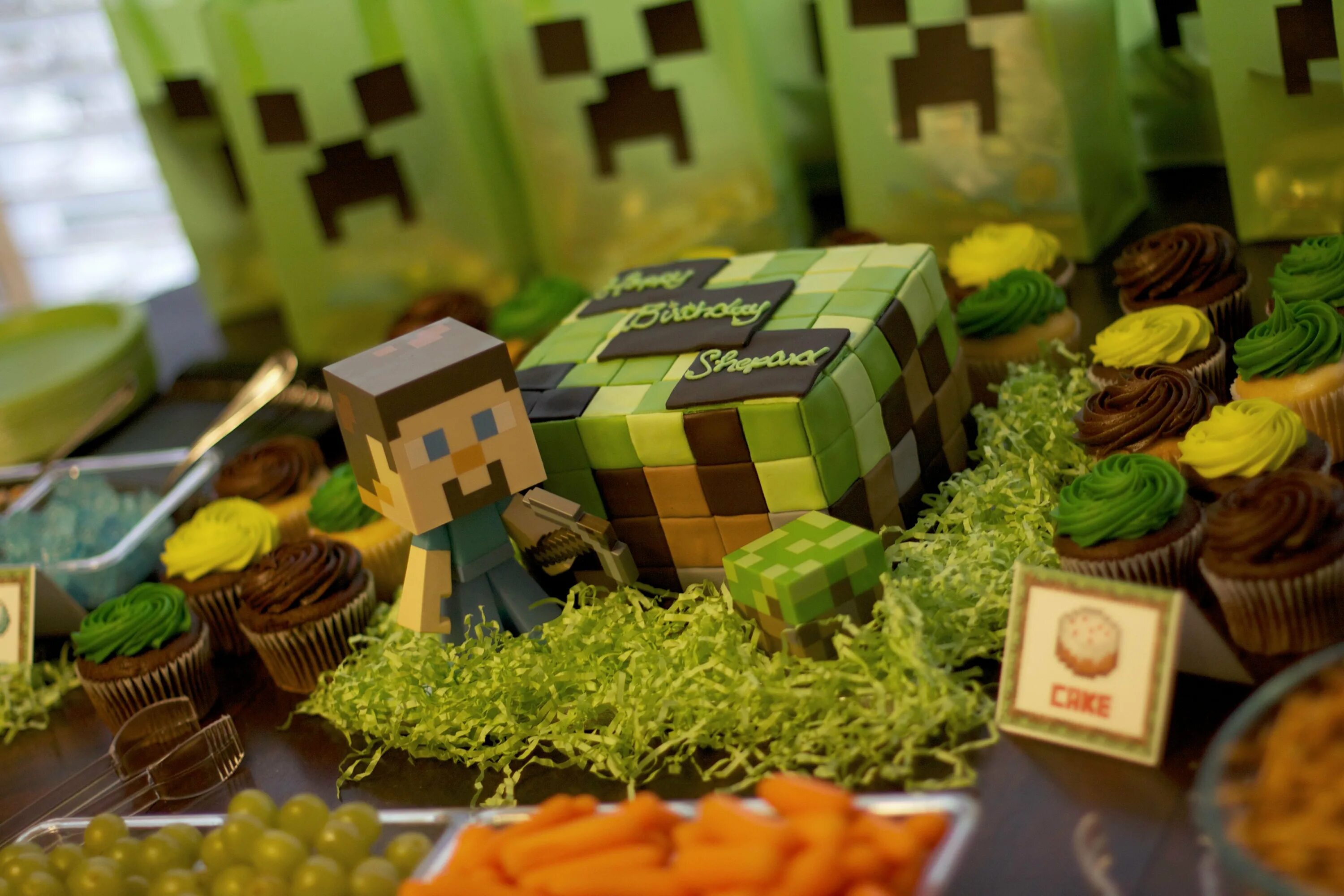 2 крафты. список праздников. праздники в октябре. праздники в июне на каждый день. какие праздники отмечаются в май.