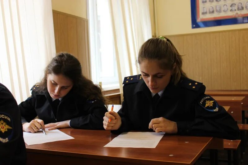 Подготовка следователей. Следователь МВД. Женщины следователи ОВД. Женщина следователь. Лучший следователь.