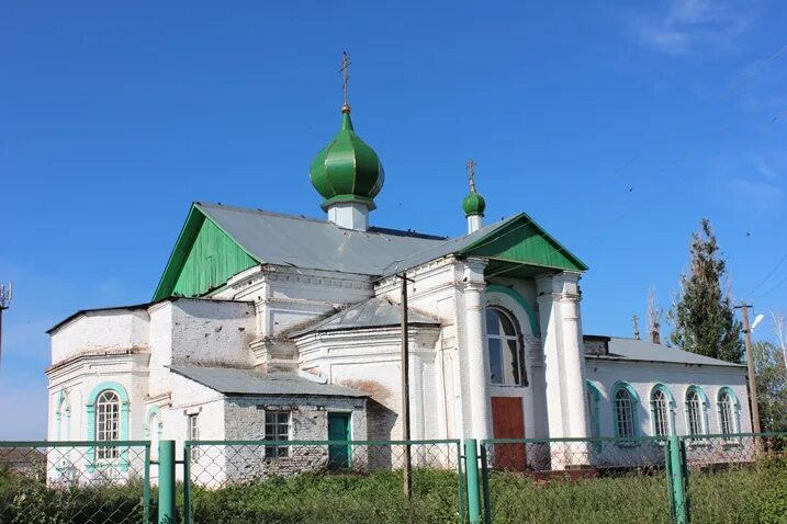 Погода на неделю в елховке самарской. Церковь Михаила Архангела в Елховском районе Самарской. Село Елховка Самарская область. Владимировка Елховский район. Церковь в Березовке Елховский район.