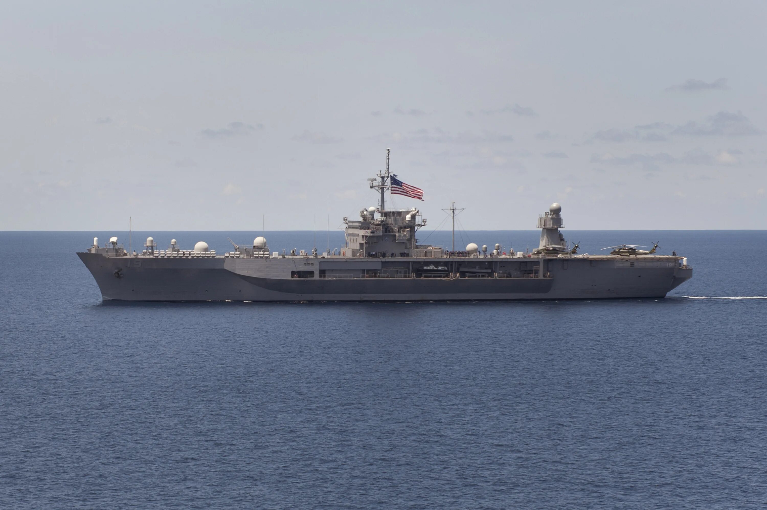 Морское после 9. USS Blue Ridge LCC-19. Корабль управления Блю Ридж. Штабной корабль Блю Ридж. Флагман флота США.