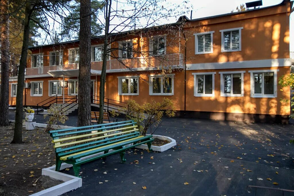 Пансионат для престарелых с деменцией. Дом инвалидов и престарелых добро. Дом инвалидов и престарелых добро. Пансионат доброта в ильинском. Топчихинский дом престарелых.