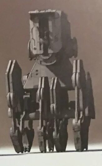Шагоход первого ордена at-m6. Первый шагоход. Первый шагоход. Star wars шагоход at-st. At st кабина.
