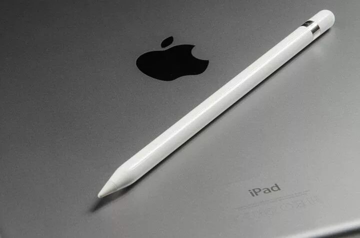 Стилус Devia Pencil для IPAD Pro. IPAD Pro 11 стилус. Apple 13 Pro Stylus. Стилус айпад 1 поколение.