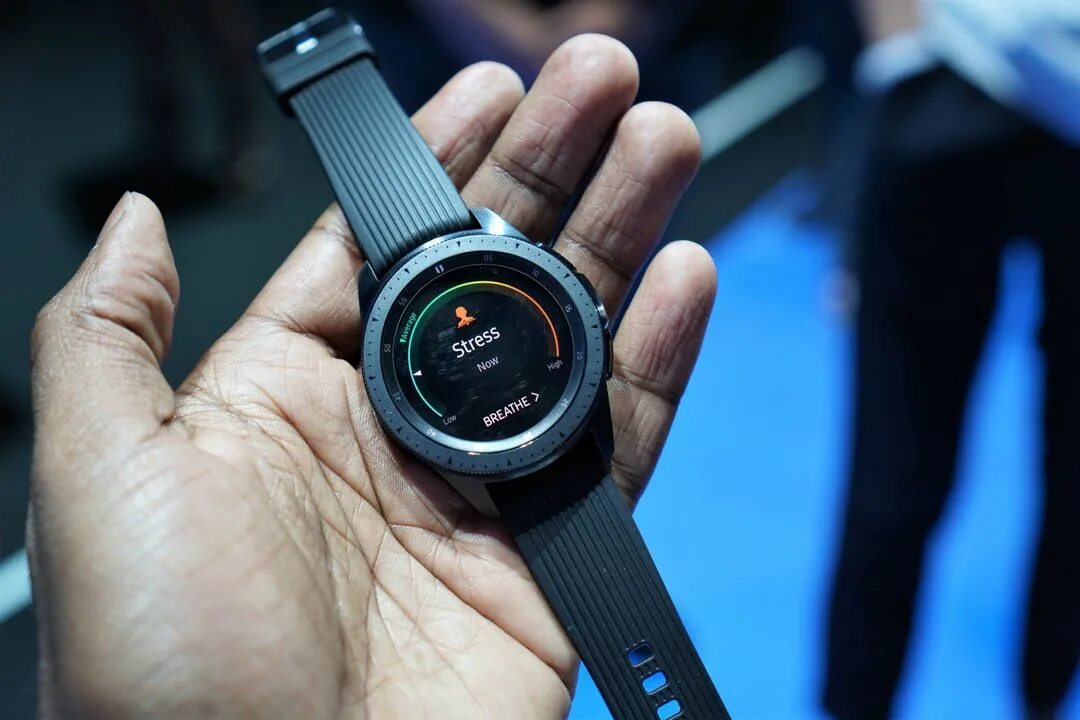 Samsung watch 4. Samsung Galaxy watch 4. Samsung Galaxy watch 4 Pro. Samsung watch 2022. Музыка galaxy watch