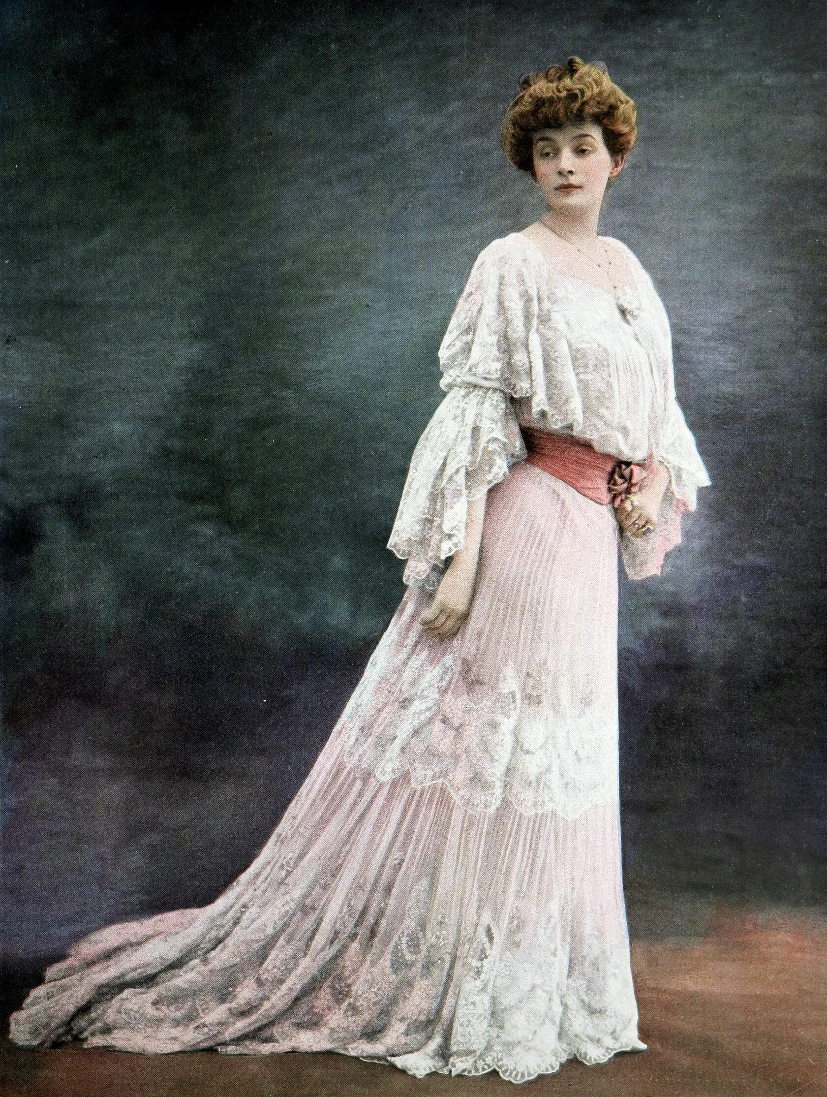 Платья 1900-1900 Edwardian. Эдвардианская эпоха мода женская. Эдвардианская эпоха мода в России. Эдвардианская мода в Российской империи.