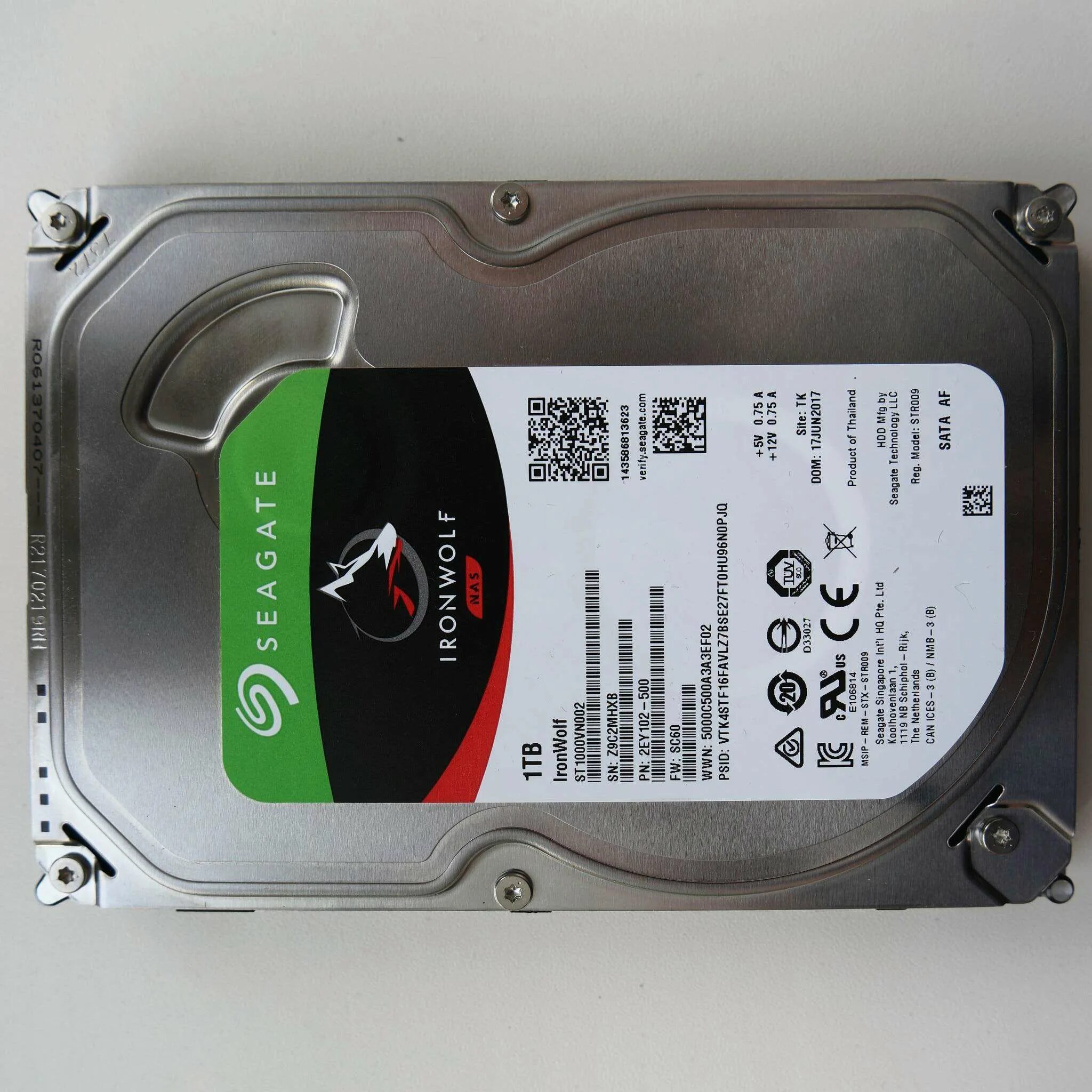 St1000nm0033-9zm173 z1w0q81a. St1000vn002. Seagate barracuda 3tb. Seagate 2. St1000nm0033.