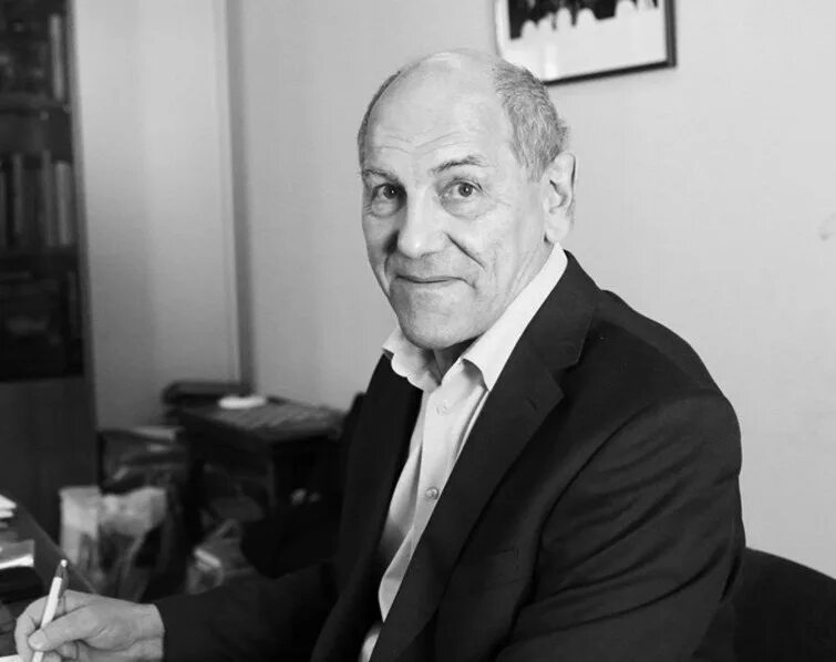 Рубаков физик. Оганесян юрий цолакович. Академик оганесян дубна. Физик оганесян ядерщик. Матвеев виктор анатольевич оияи.