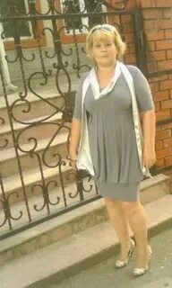 Qiz dostini yotoqda sikish