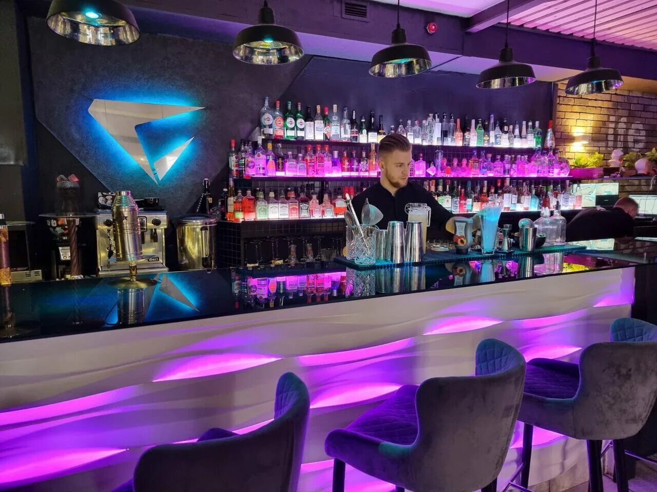 лаунж бар ульяновск. микс зона ульяновск кальян. Lounge зона. Mix zone. микс лаунж ульяновск.