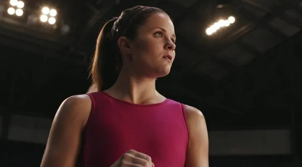 Пункт назначения гимнастка. Эллен ро пункт назначения 5. Эллен ро пункт назначения 5. Пункт назначения 5 иглоукалывание. Эллен ро пункт назначения 5.