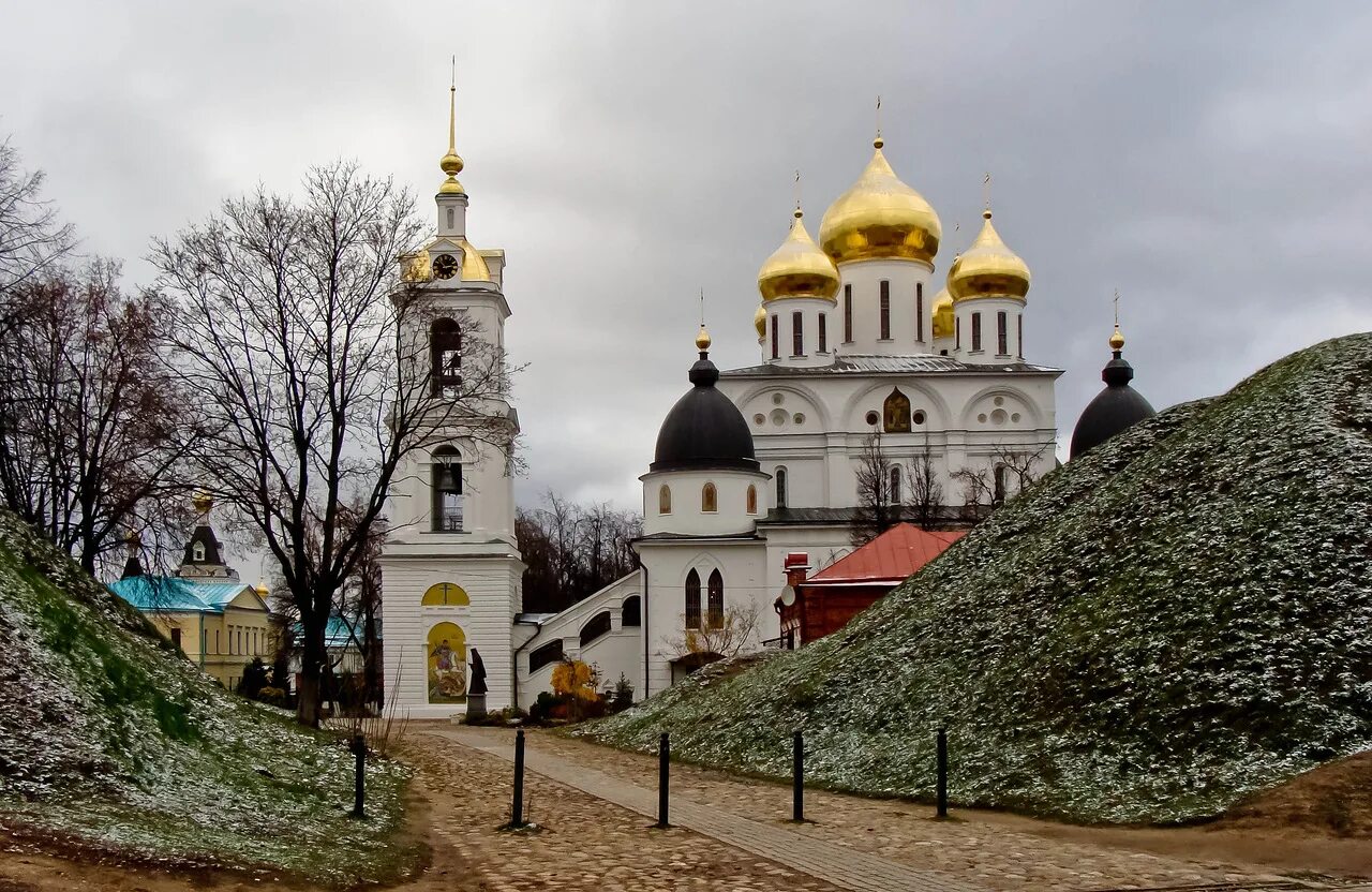 Дмитровский Кремль вид сверху. Подмосковье отзывы переехавших