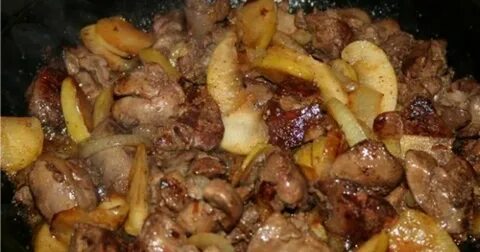 Куриная печень жареная с яблоком
