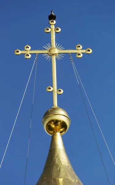 Крест главного купола софийского собора в новгороде. Софийский собор великий новгород голубь. Голубь на софийском соборе в великом новгороде. Крест главного купола софийского собора в новгороде. Купол софийского собора в великом новгороде.