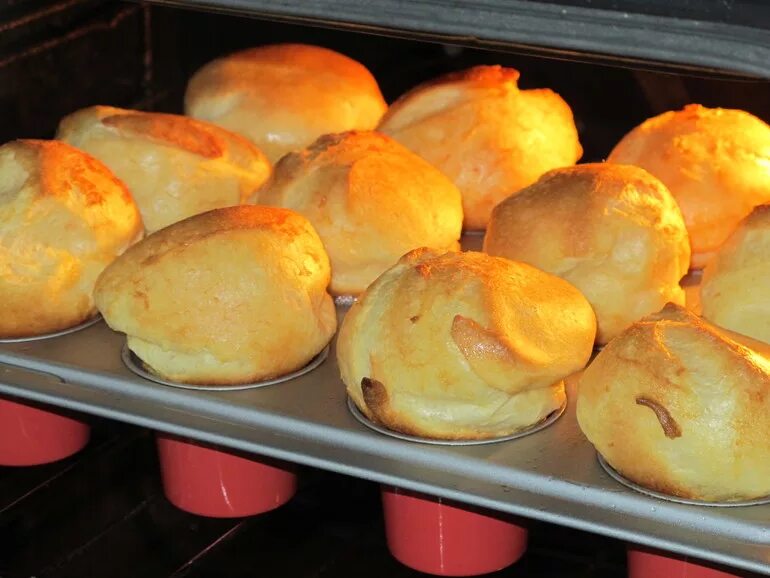 Режим электрической духовки для выпечки бисквита. Таблица температуры выпечки. Таблица приготовления в электродуховке. Печь пироги в духовке температура. Выпекание в жарочном шкафу.