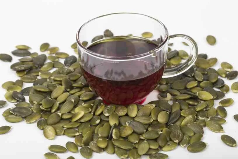 От семечек болит. Белые семечки. Семечки бело черные. Семечки подсолнечника производители. Поедание семечек.