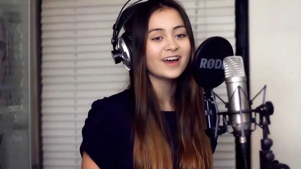 Перепели песню видео. Jasmine Thompson 2023.