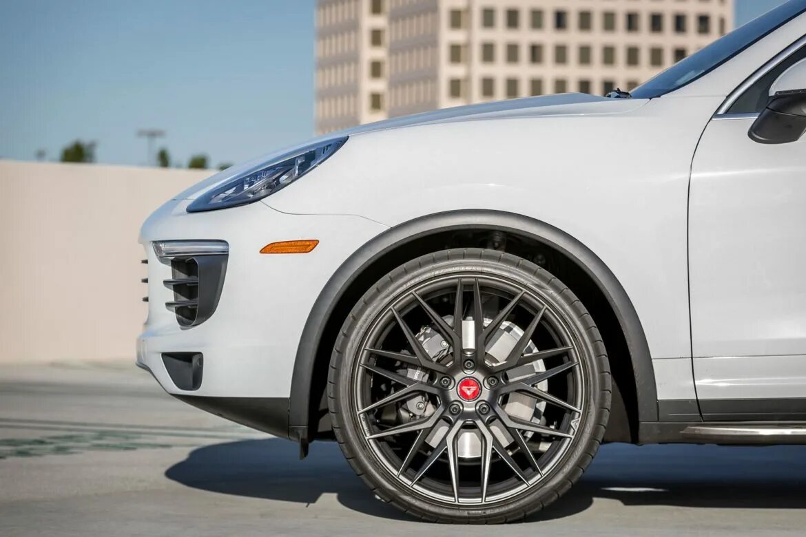 Диски р 22. Диски vorsteiner v-ff 107. диски vorsteiner vff 107. диски варштайнер 107. диски porsche cayenne r22.