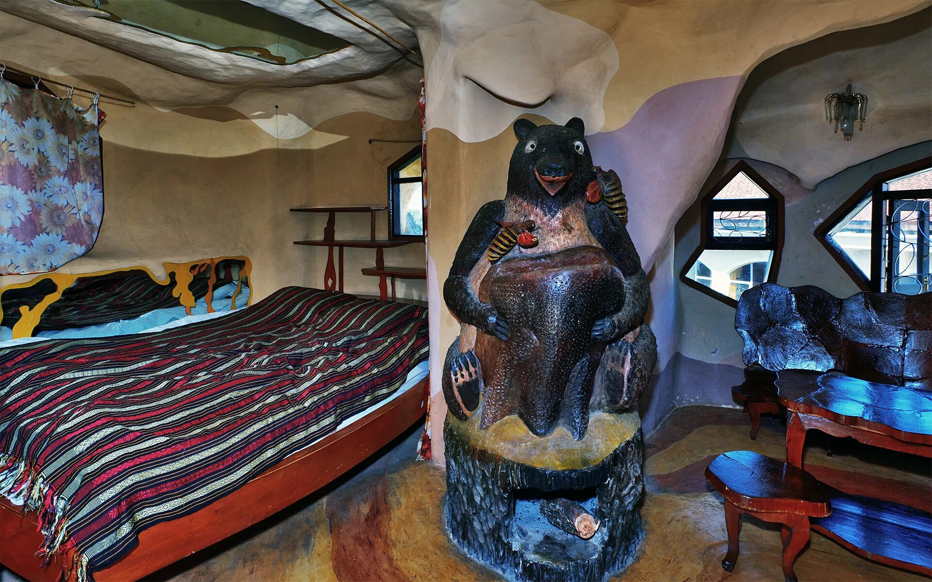 Как называется сумасшедший дом. Гостевой дом ханг нга вьетнам. отель crazy house hotel (вьетнам). отель в далате crazy house. гостиница ханг нга, далат, вьетнам.