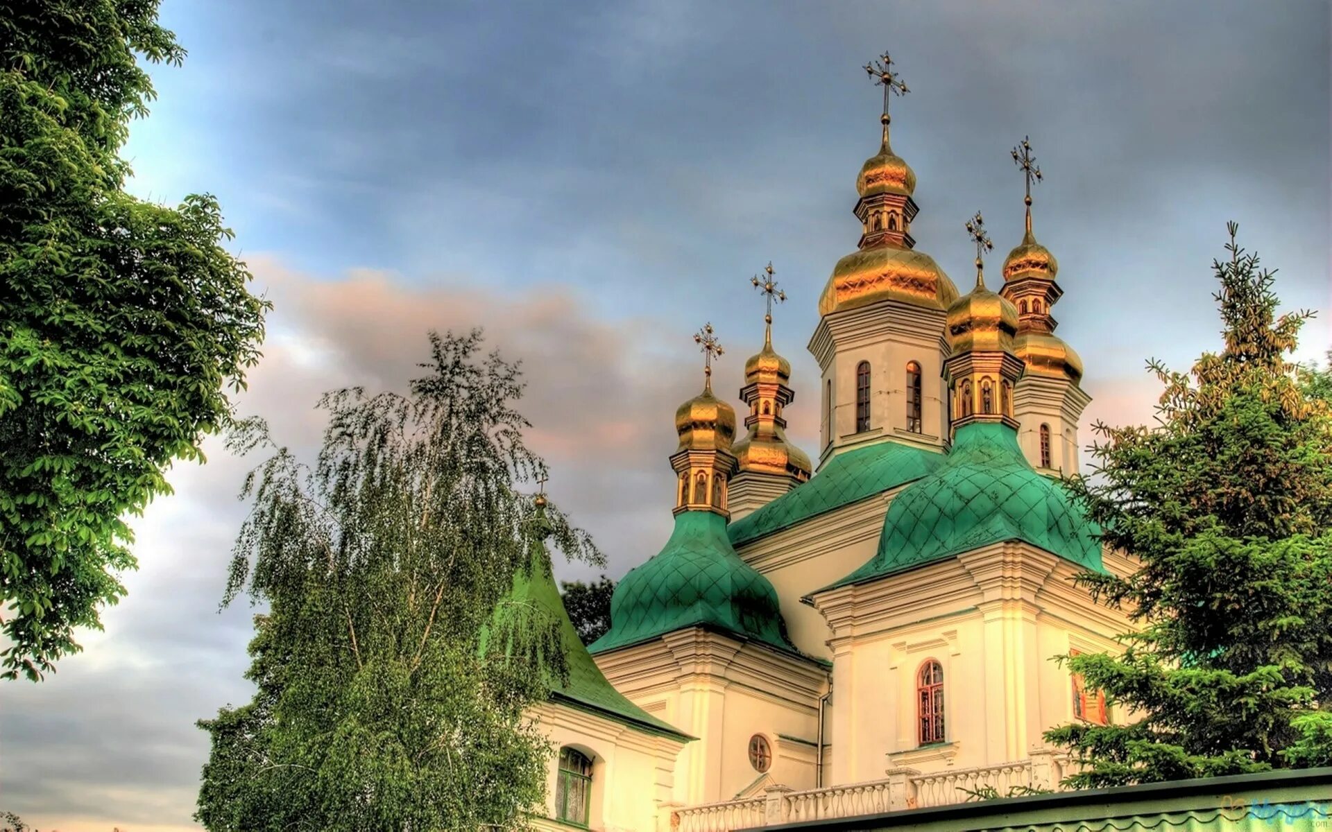 Какой сегодня православный церковь. Симеоновский монастырь (Киев). Оптина пустынь монастырь. Оптина пустынь природа.