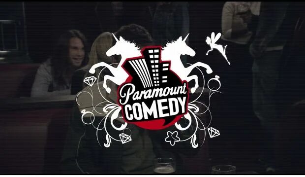 Телеканал Paramount comedy. Парамаунт камеди логотип. Телевизор Парамаунт камеди.