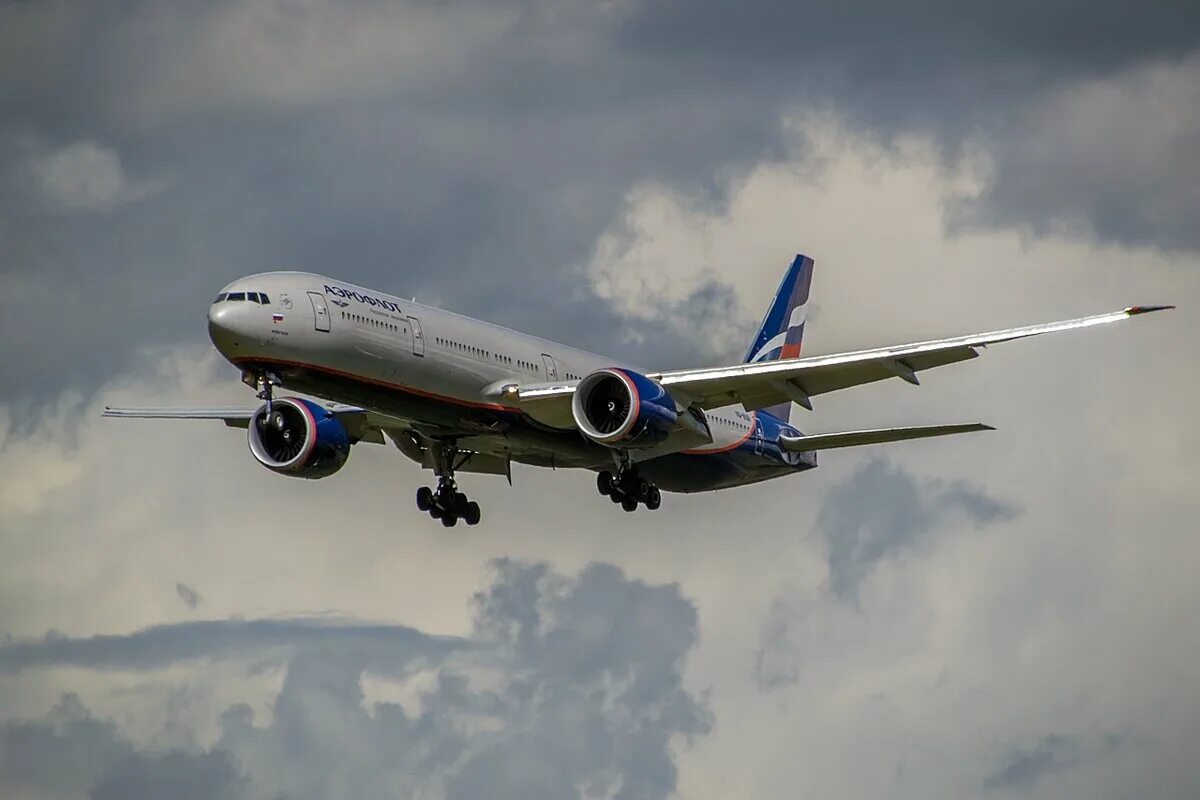 Aeroflot 777. Боинг 777 Аэрофлот. Самолет Боинг 777-300. Боинг 777 300 er Аэрофлот. Самолет Боинг 777 300 Аэрофлот.