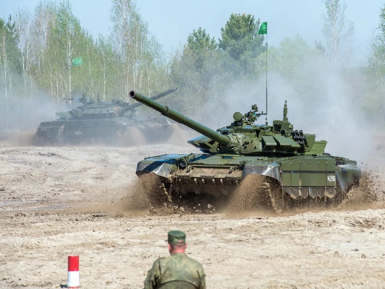 Колонна танков т 90. Танковые войска город. Танковые войска город. Танковые войска рф. Танковые войска.