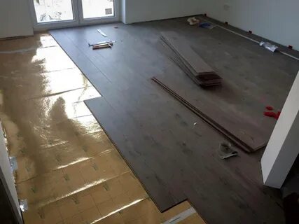 Положить ламинат область