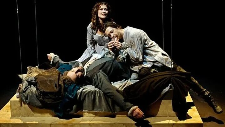 Петр фоменко триптих каменный гость. Триптих фоменко. Театральные композиции. Триптих». Триптих мастерская петра фоменко.