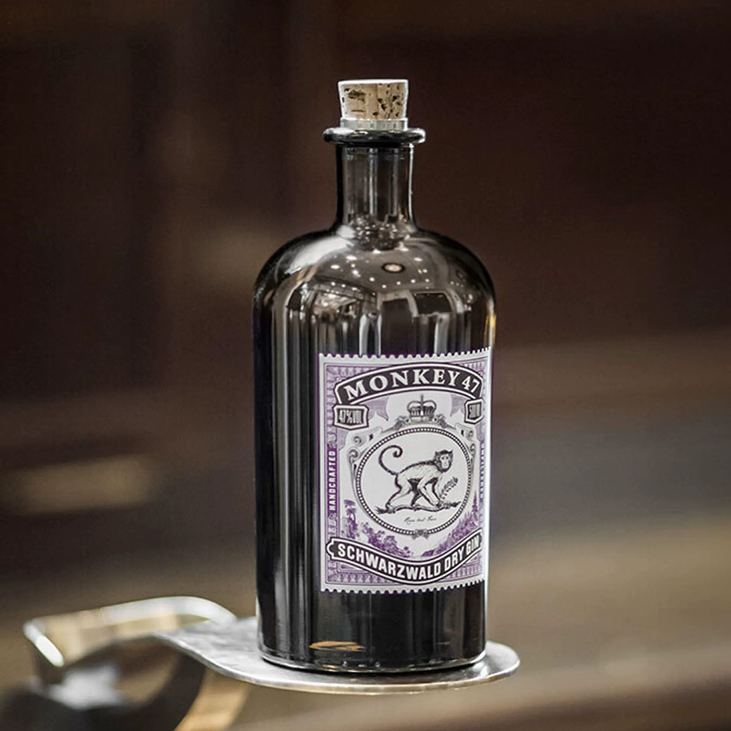Monkey gin. Джин monkey 47. monkey 47 schwarzwald dry gin. джин манкис. monkey 49 джин.