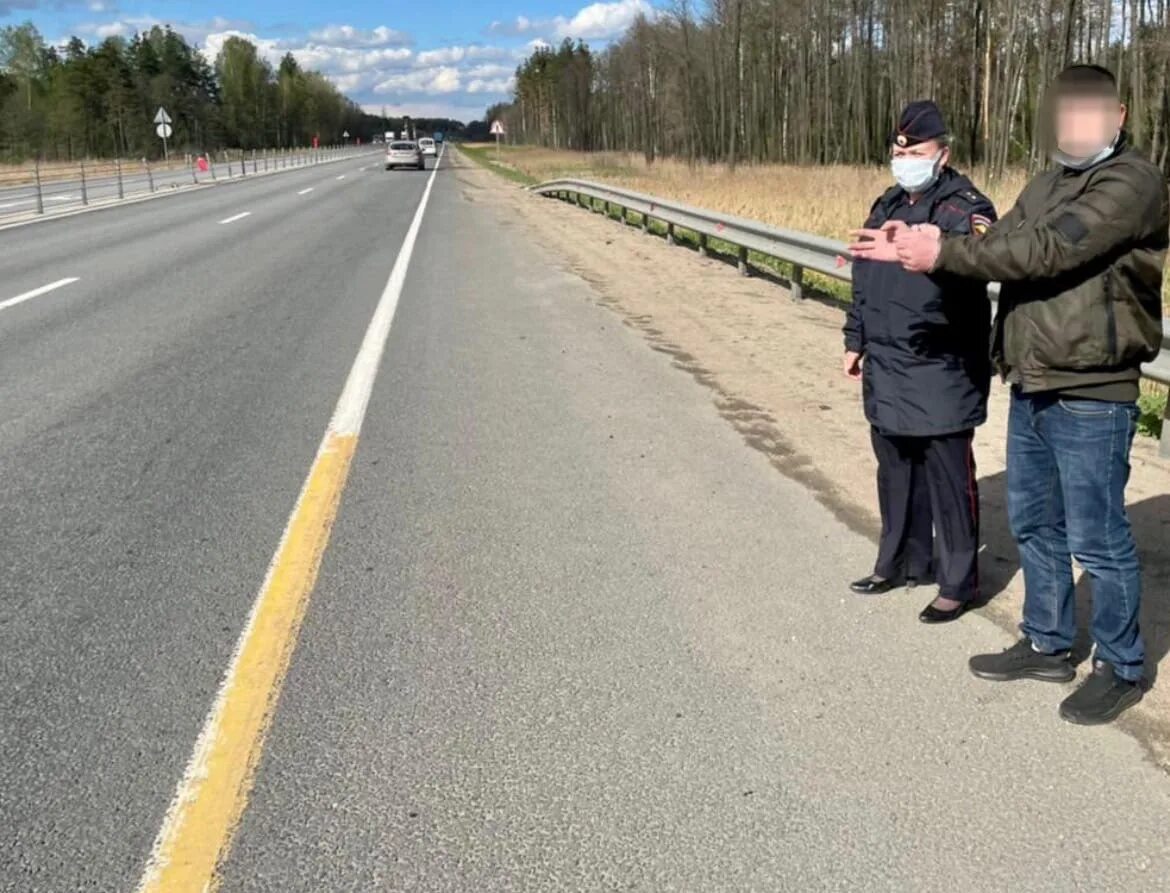 ДТП В Ярославской области. Трасса м 8 Холмогоры ДТП. Авария трасса м8 Ярославская область вчера. ДТП Ярославская область трасса Холмогоры 11.05.2016 фото.