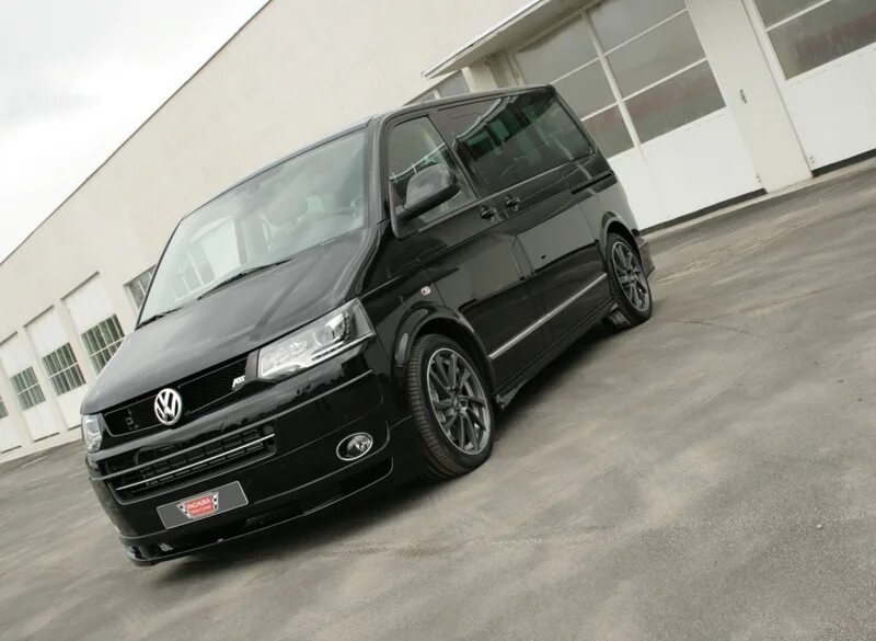 T 5 форма. Т-5 фольксваген 2. Volkswagen multivan t5 black. Multivan t5 extreme. Фольксваген transporter t5.
