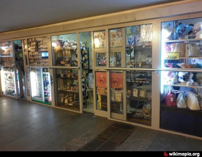 магазин на грунтовой. магазин на грунтовой. магазин на грунтовой. стоянка у центрального рынка воронеж. Kotomka zero waste.